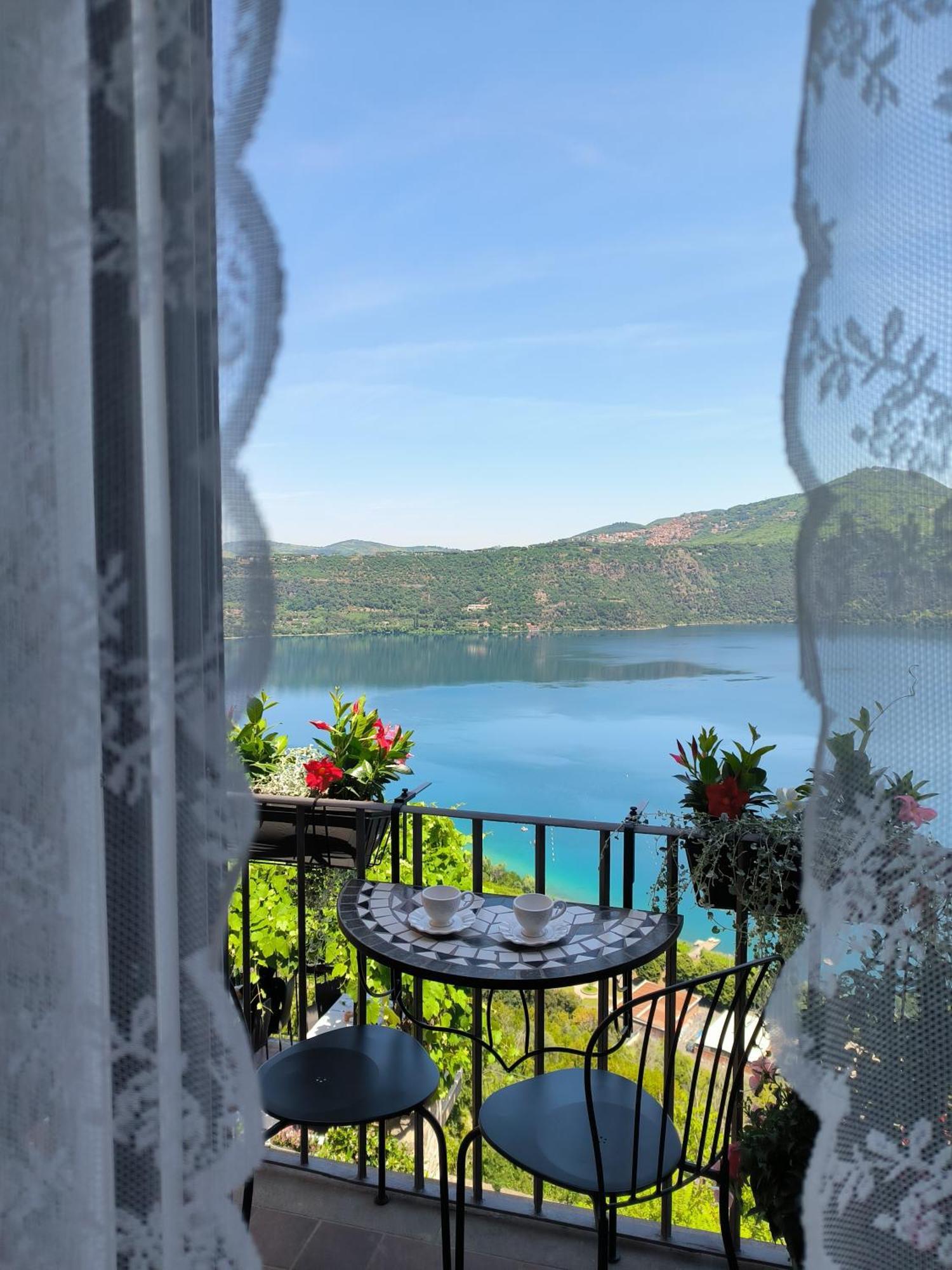 B&B Carpe Diem Vista Lago Castel Gandolfo Luaran gambar