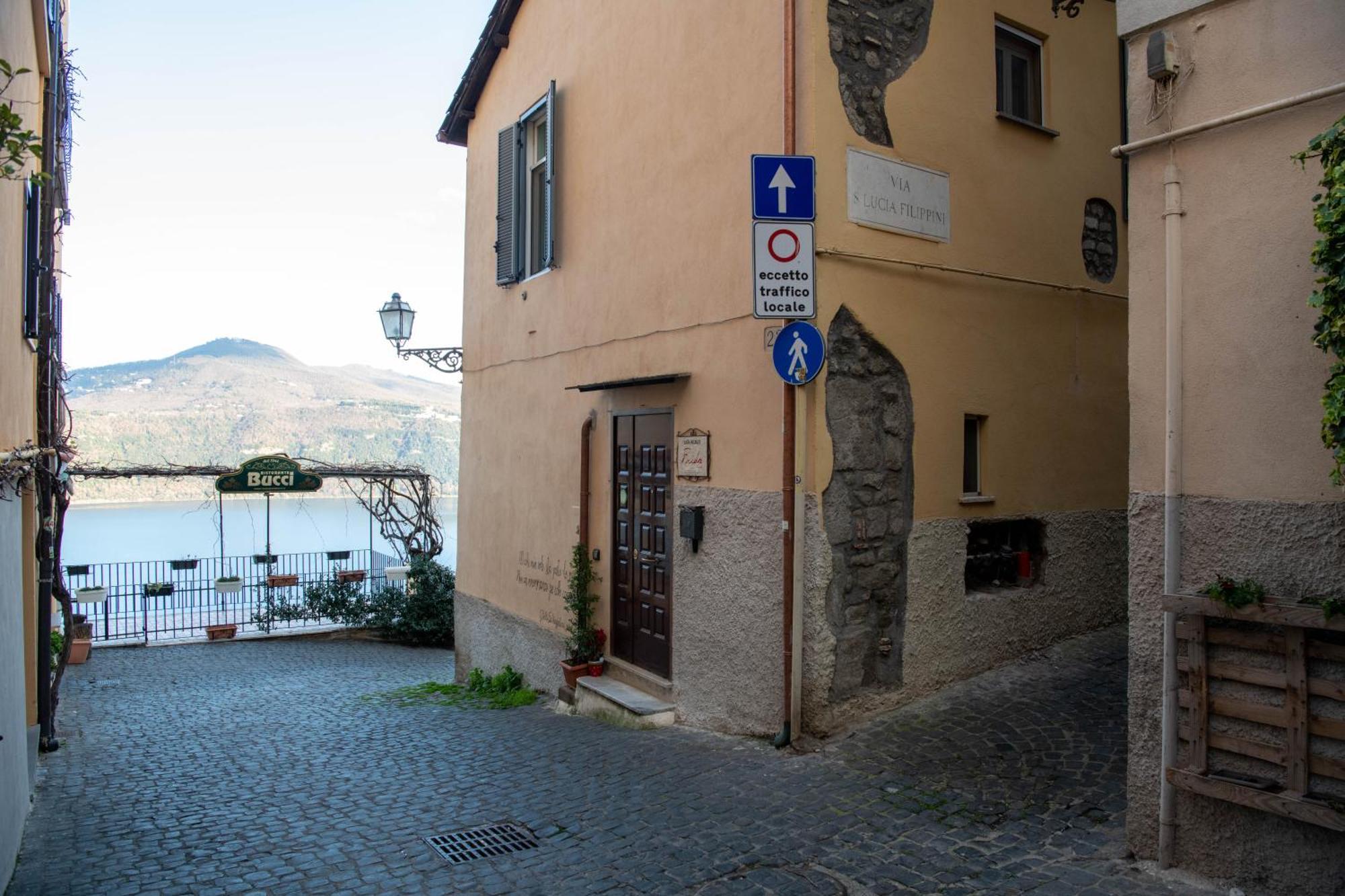 B&B Carpe Diem Vista Lago Castel Gandolfo Luaran gambar
